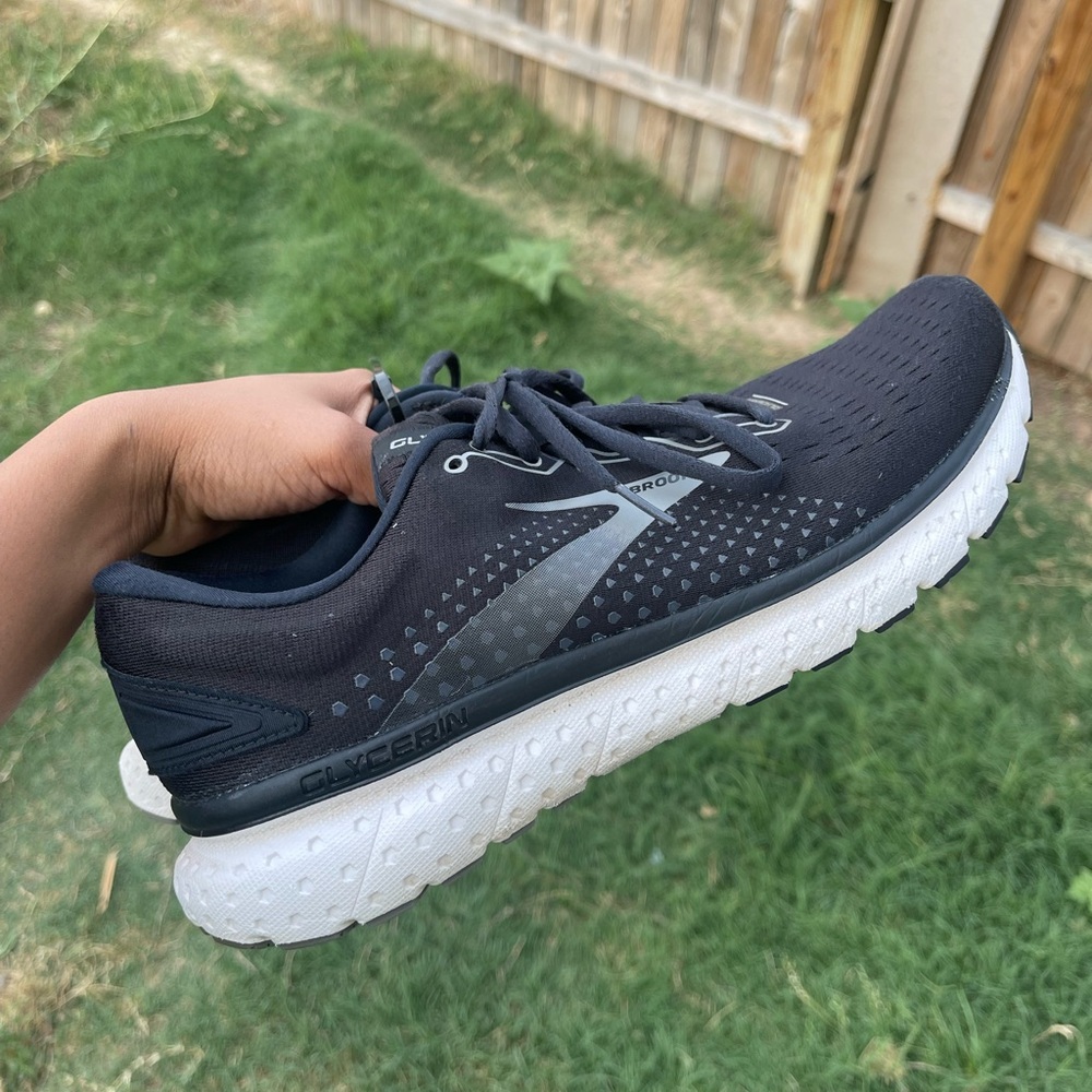 Brooks Women’s Glycerin 18 1103292E057 Black Running Shoes Sneakers Size 10.5 B